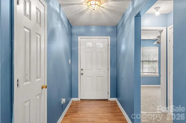 182 Kristens Court DR, Mooresville, NC 28115