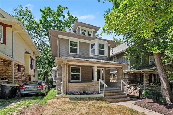 4102 Charlotte ST, Kansas City, MO 64110