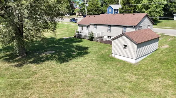 404 6th ST #S, Savannah, MO 64485