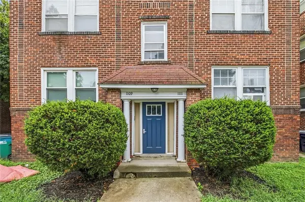 1109 W 40th ST, Kansas City, MO 64111
