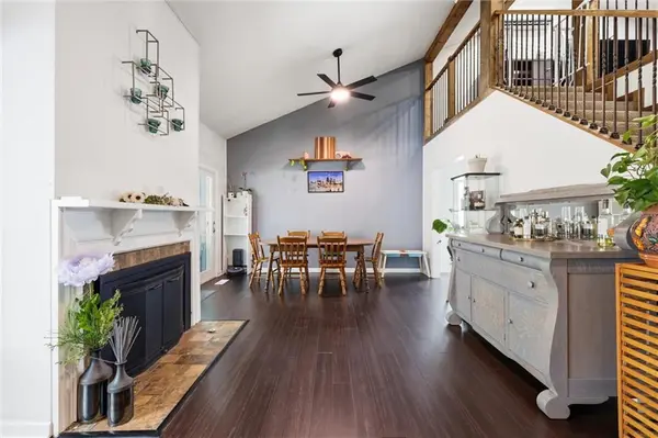 12025 W 66th ST, Shawnee, KS 66216