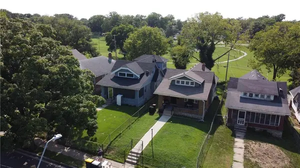 5126 Olive ST, Kansas City, MO 64130