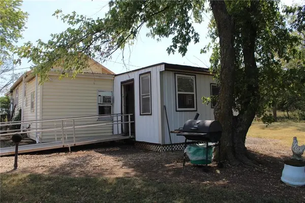 1538 US Highway 59 HWY, Moran, KS 66755