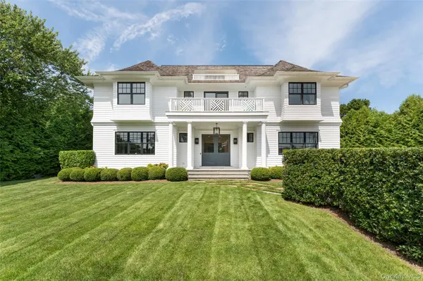 65 Middle Pond RD #Missapogue Ct, Southampton, NY 11968