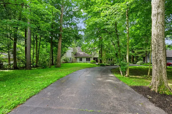 118 White Horse LN, Fishers, IN 46038