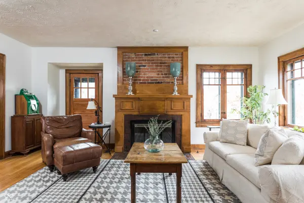 235 E 15th ST, Indianapolis, IN 46202