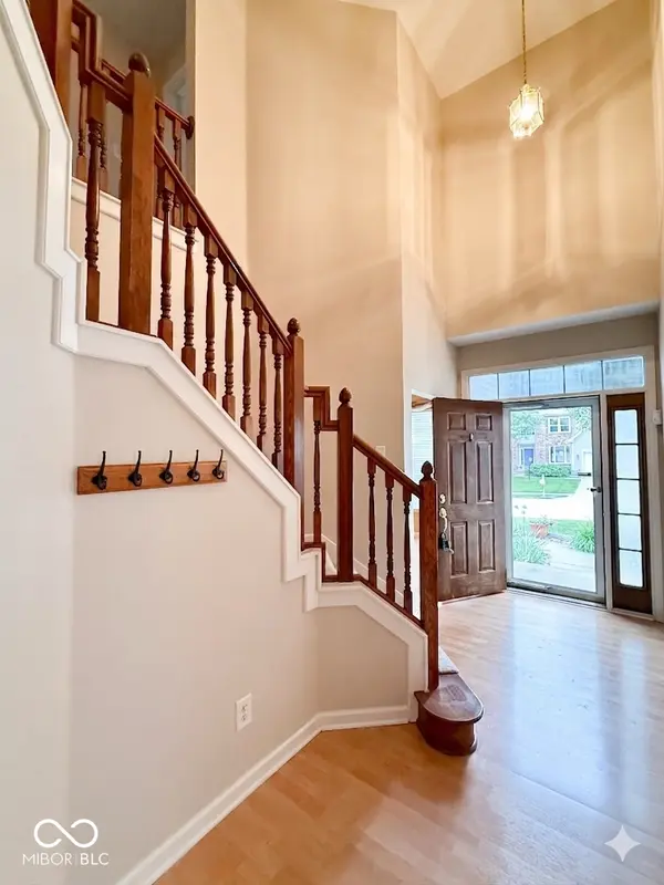 5813 Stone Pine TRL, Carmel, IN 46033