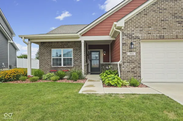 7033 Provincial DR, Mccordsville, IN 46055