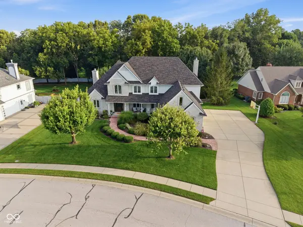 6106 Whitetail RUN, Greenwood, IN 46143