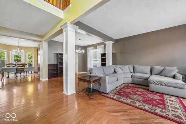 511 Georgetown RD, Greenwood, IN 46142