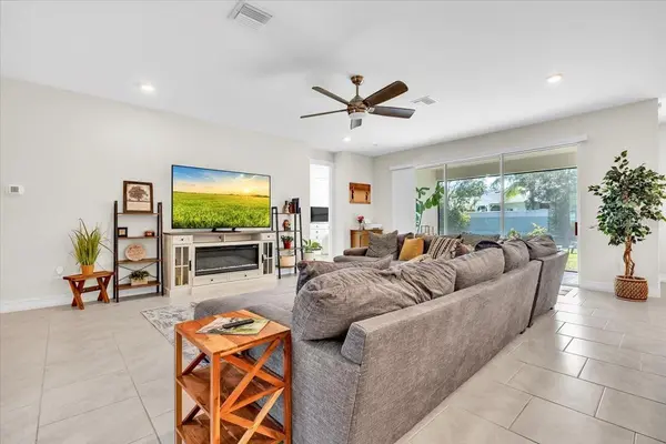 2065 NUREMBERG BLVD, Punta Gorda, FL 33983