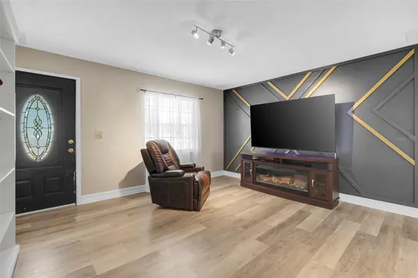 1302 CENTER ST, Ocoee, FL 34761