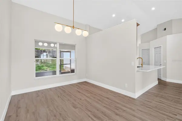 294 LAKE DOE BLVD, Apopka, FL 32703