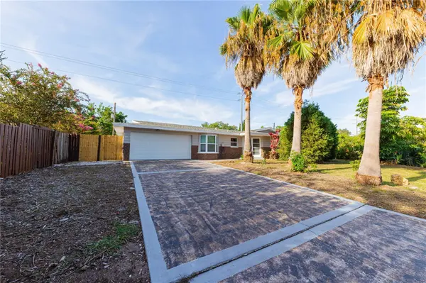 1574 SOUVENIR DR, Clearwater, FL 33755