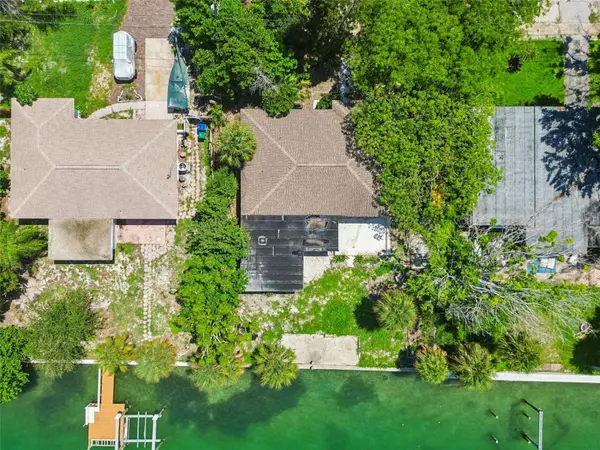 9300 GULF BLVD, St Pete Beach, FL 33706