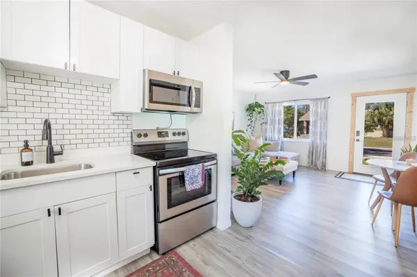 2400 46TH ST S, St Petersburg, FL 33711