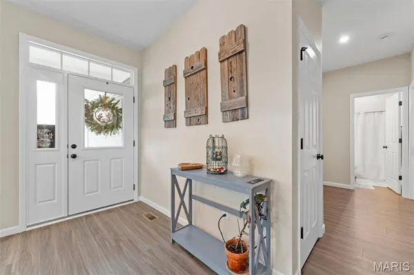 5 Spinney Bough CT, Wentzville, MO 63385