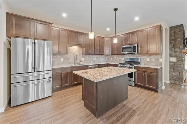 5 Spinney Bough CT, Wentzville, MO 63385