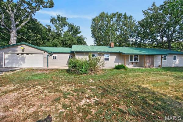 22250 S Hwy 7, Richland, MO 65556