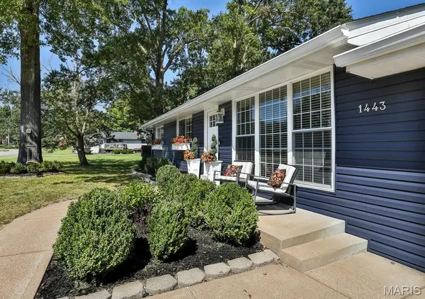 1443 Marsh AVE, Ballwin, MO 63011