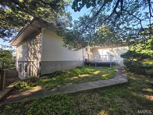 606 Greentree RD, Rolla, MO 65401