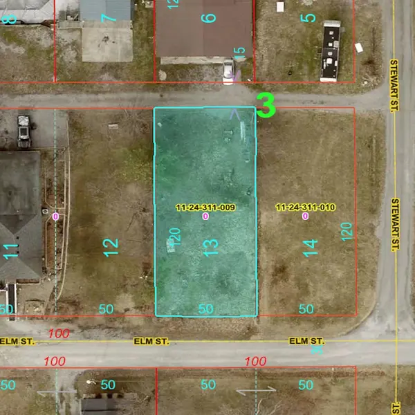 1203 W Elm ST, West Frankfort, IL 62896