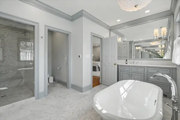1203 Sussex CT, Champaign, IL 61821