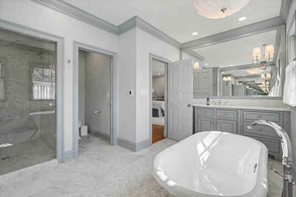 1203 Sussex CT, Champaign, IL 61821