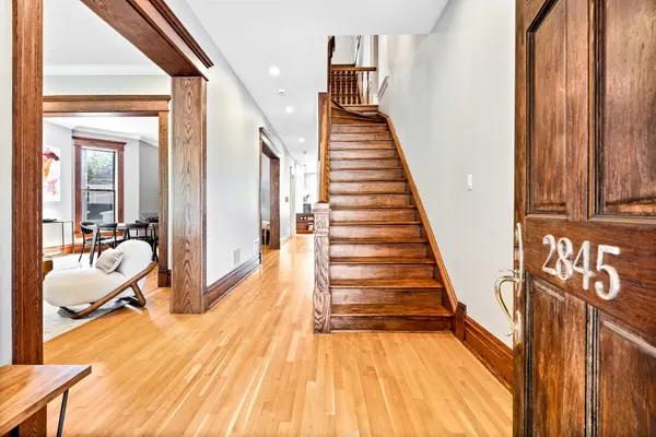 2845 W Division ST, Chicago, IL 60622