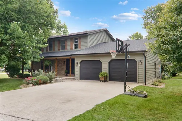 302 Ceilo View ST, Colfax, IL 61728