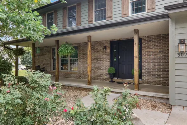 302 Ceilo View ST, Colfax, IL 61728