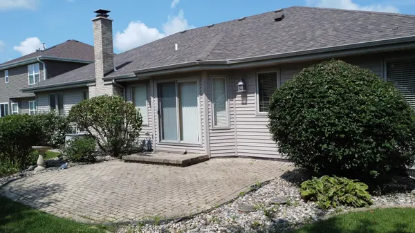 830 Coyote TRL, Manteno, IL 60950