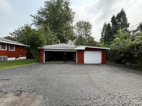 137 Chicago AVE, Clarendon Hills, IL 60514