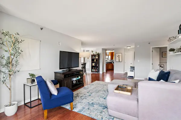 3131 Excelsior BLVD #713, Minneapolis, MN 55416