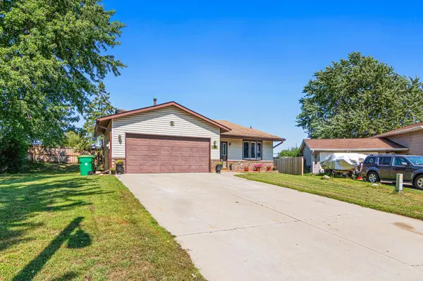 1916 84th AVE N, Brooklyn Park, MN 55444