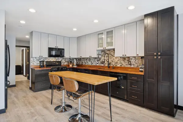 7511 Wedgewood WAY, Maple Grove, MN 55311
