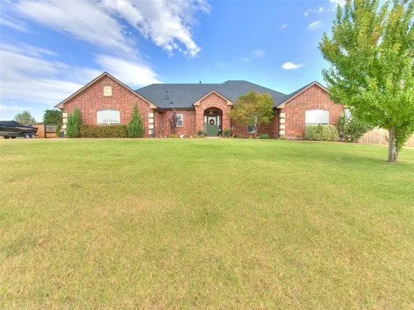 4260 Sundance LN, Newalla, OK 74857