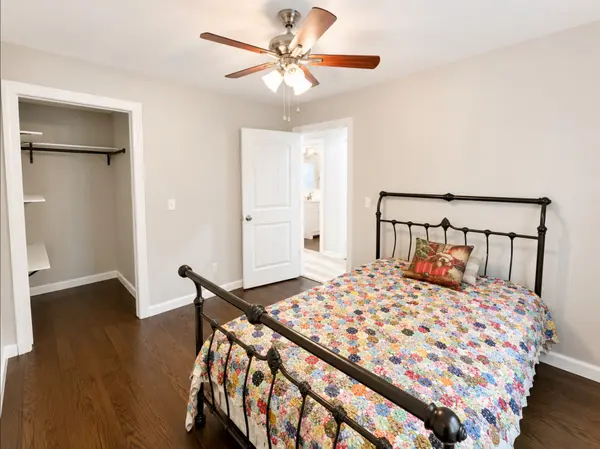 4042 Jones Hollow Road, Lobelville, TN 37097