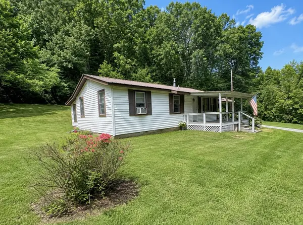 9097 Denton Rd, Linden, TN 37096