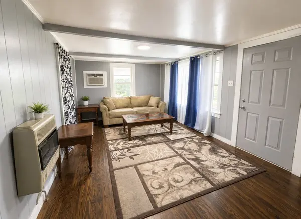 9097 Denton Rd, Linden, TN 37096