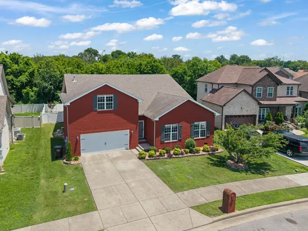 808 Northstar Ct, Old Hickory, TN 37138