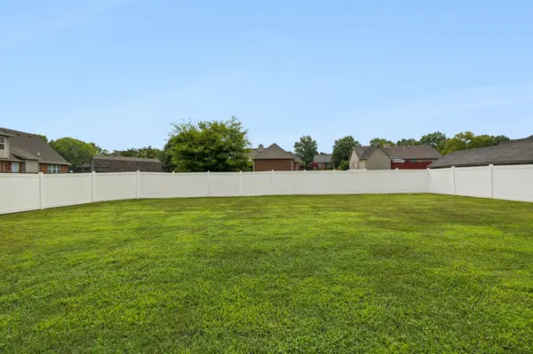 1883 Coles Ferry Pike, Lebanon, TN 37087