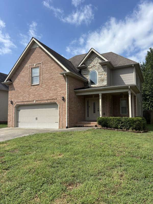 1132 Chinook Cir, Clarksville, TN 37042