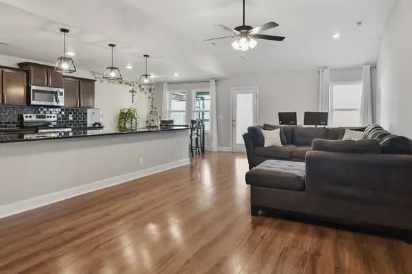 2909 Darrow Road, Clarksville, TN 37042