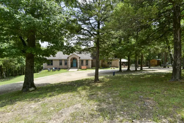 534 Wallen Bluff Drive, Branson, MO 65616