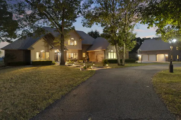 381 State Hwy Dd, Branson West, MO 65737