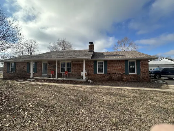 5439 S Old Wire Road, Battlefield, MO 65619