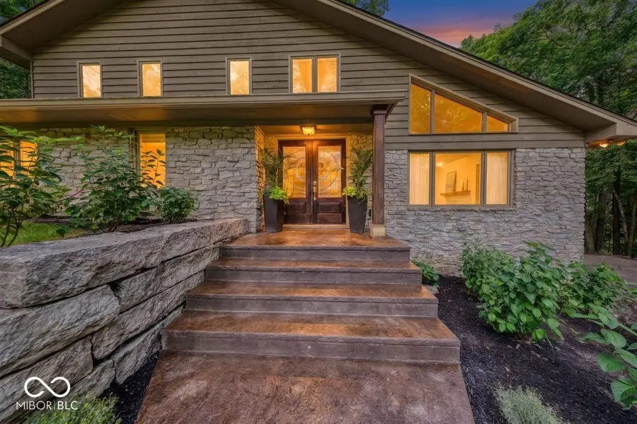 12 Mill Run CT, Fishers, IN 46038