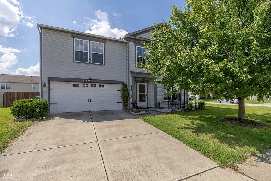 1376 Broyles LN, Indianapolis, IN 46231