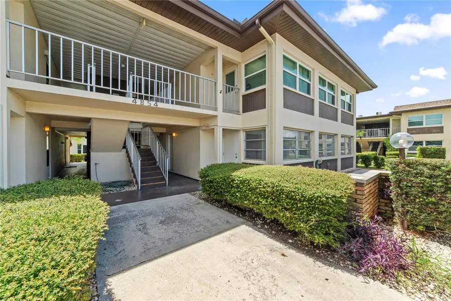 4854 MARINE Pkwy #101, New Port Richey, FL 34652